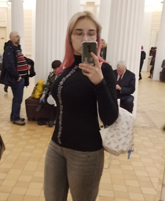 Я знаю, как доставить тебе удовольствие и расслабление. Мои услуги включают классический массаж, эротический массаж, оральный секс и многое другое. Я уверена, что мы проведем незабываемое время вместе. У меня есть отличные отзывы от предыдущих клиентов, которые оценили мои навыки и чуткость. У меня также есть фото, чтобы ты мог убедиться в моей привлекательности. Живу в Москве и буду рада встретиться с тобой в моей уютной квартире. Давай воплотим в жизнь твои самые смелые фантазии! #нежность💋 #опытность🔥 #Москва🌃 Лидия